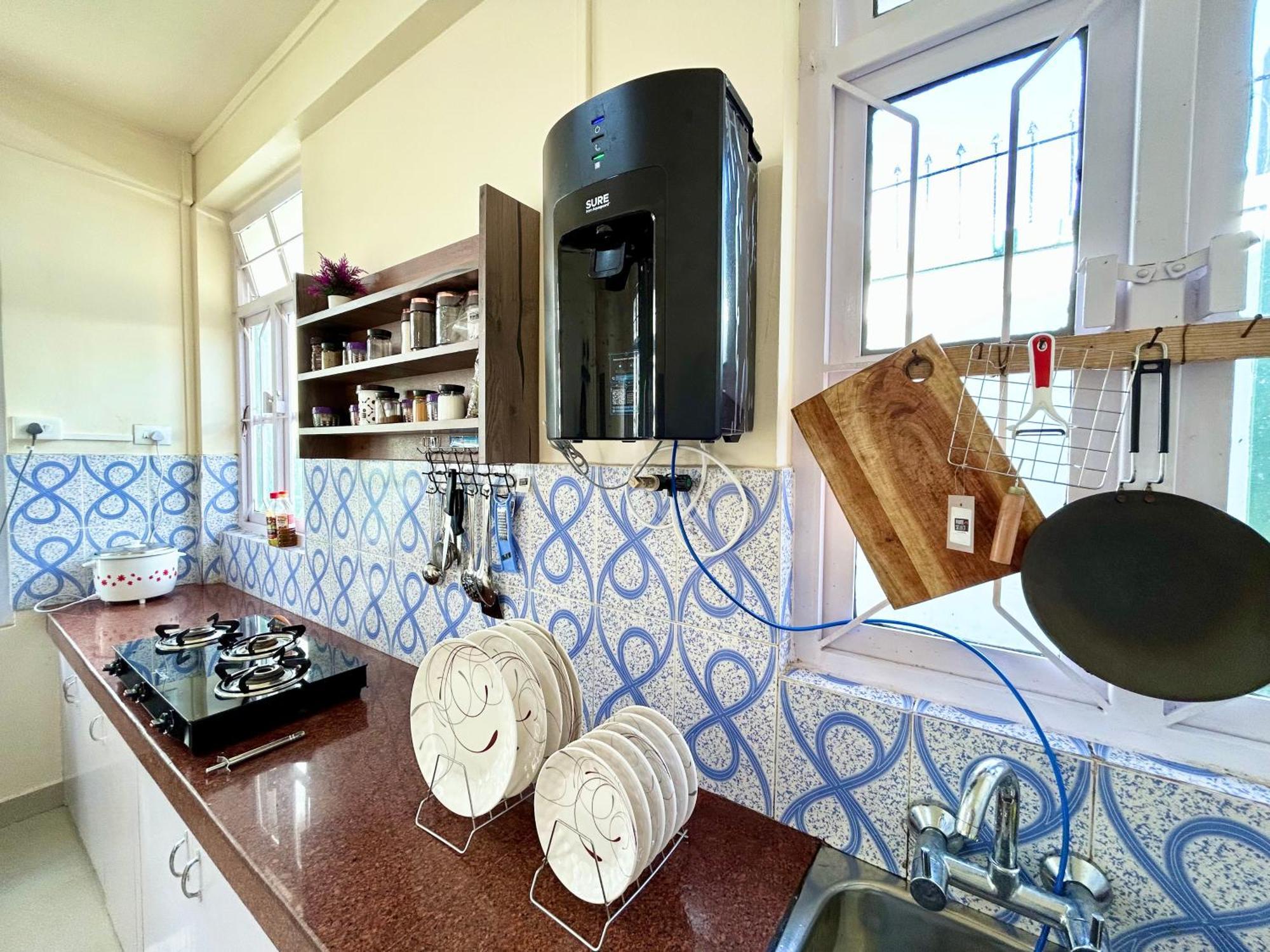 Yepplo Holiday Home - Complimentary Breakfast - 24 Hrs Caretaker & Power Backup شيلونغ المظهر الخارجي الصورة