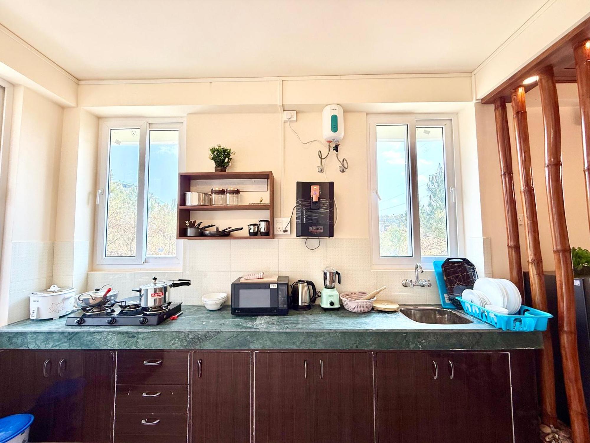 Yepplo Holiday Home - Complimentary Breakfast - 24 Hrs Caretaker & Power Backup شيلونغ المظهر الخارجي الصورة